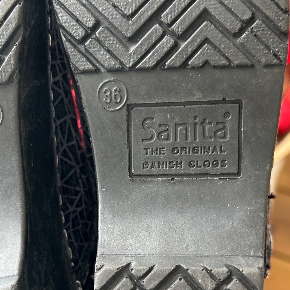 Sanita Danish Clogs – Women’s EU 36 (US 5.5–6) – Black –Made in Denmark leather - Picture 7 of 10